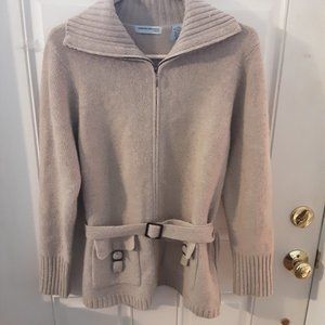 Valerie Steven's wool cardigan, size mecium